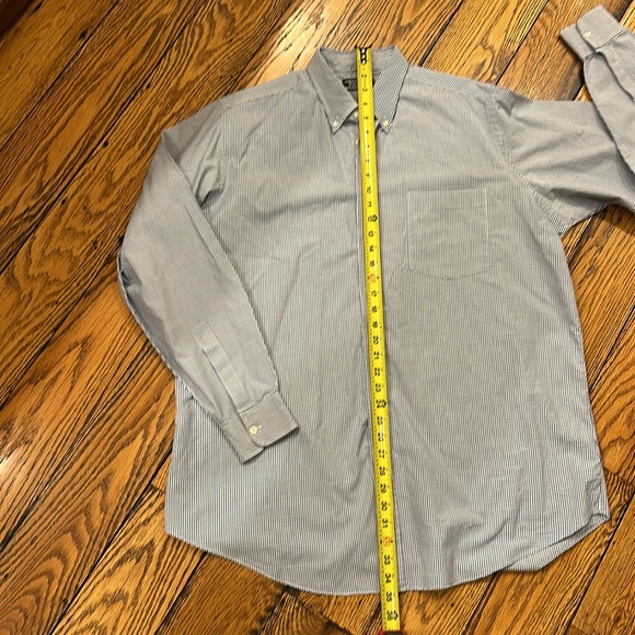 CUSTOM MADE SAVILE ROW TAILORS MENS BUTTON DOWN SHIRT IN BLUE AND WHITE PATTERN - Picture 8 of 8